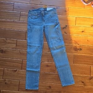 American Eagle Outfitters Light Blue Skinny Jeans